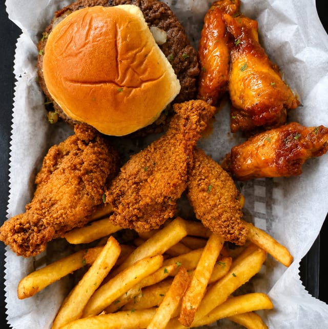 Wing Trio Basket.