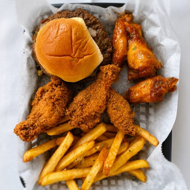 Wing Trio Basket.